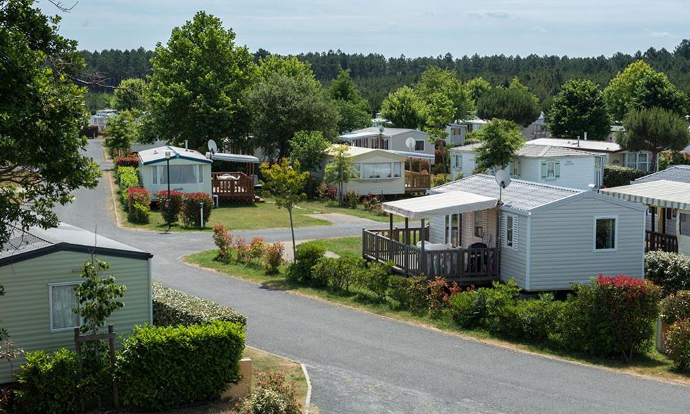 Mobil Home Gastes المظهر الخارجي الصورة